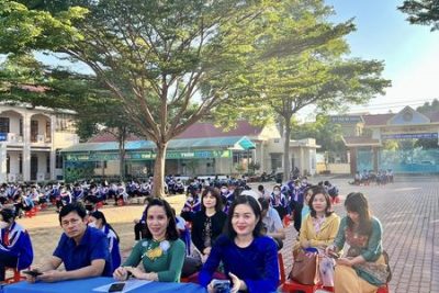 SINH HOẠT NGOẠI KHOÁ KỈ NIỆM 113 NĂM NGÀY QUỐC TẾ PHỤ NỮ
